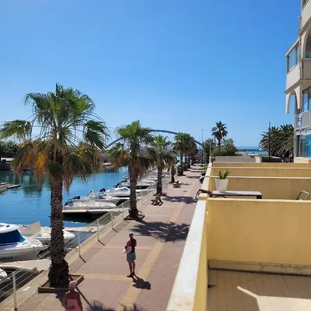 Grand T2 Proche De La Apartman Sète